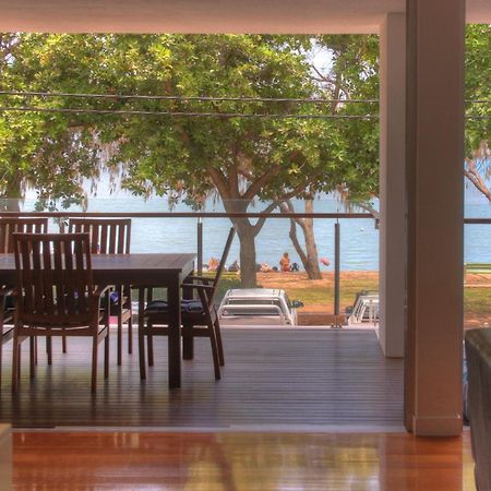 Maggies Beachfront Apartment 10 Horseshoe Bay Exterior photo